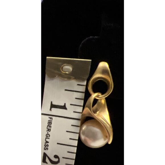 Modernist Earrings Matte Gold Pierced Dangle Stud Faux Pearl Designer Inspired - Picture 2 of 9